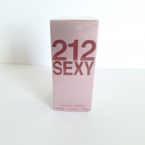 212 Sexy 3.4oz Edp Sp For Women - Picture 1 of 5